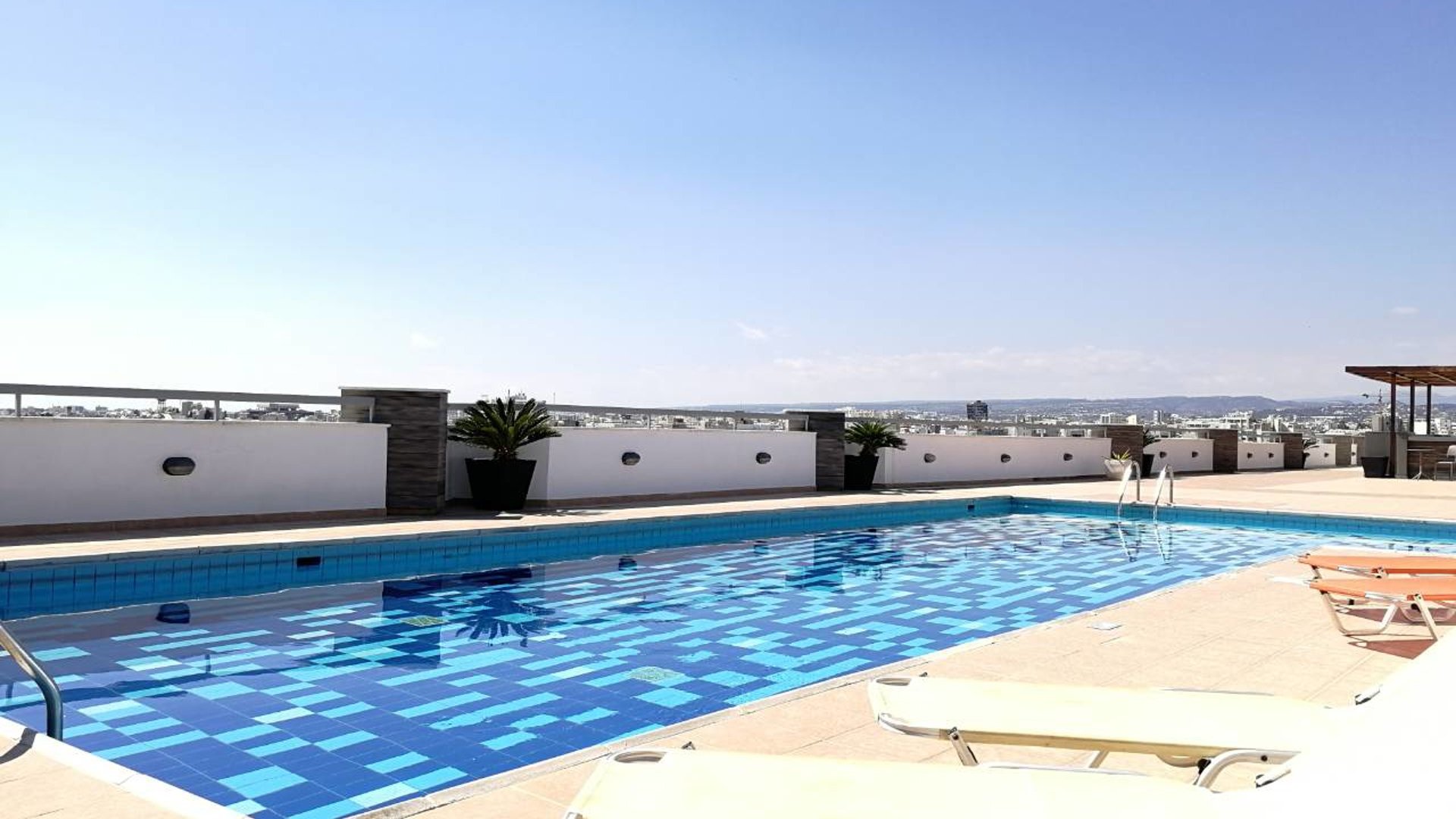 3 bedrooms Penthouse in Limassol, Cyprus No. 26043
