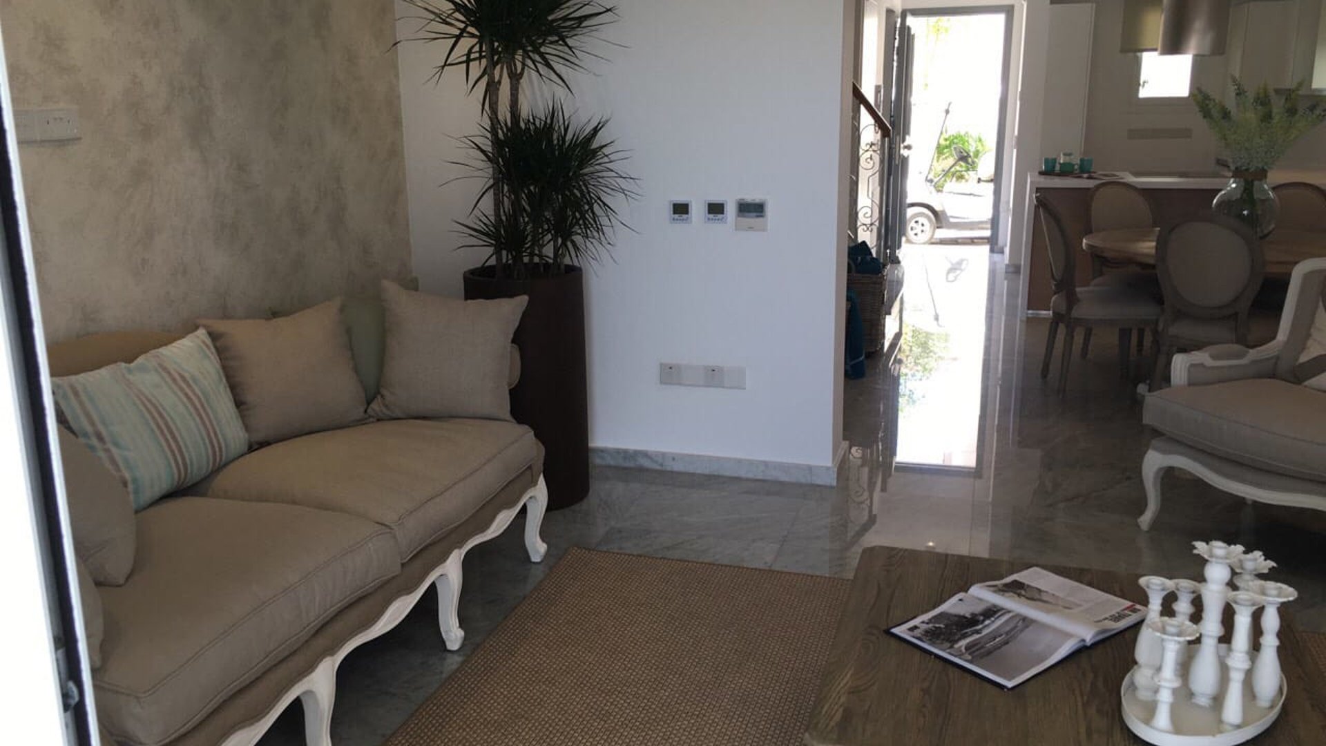 2 bedrooms Villa in Limassol, Cyprus No. 26044