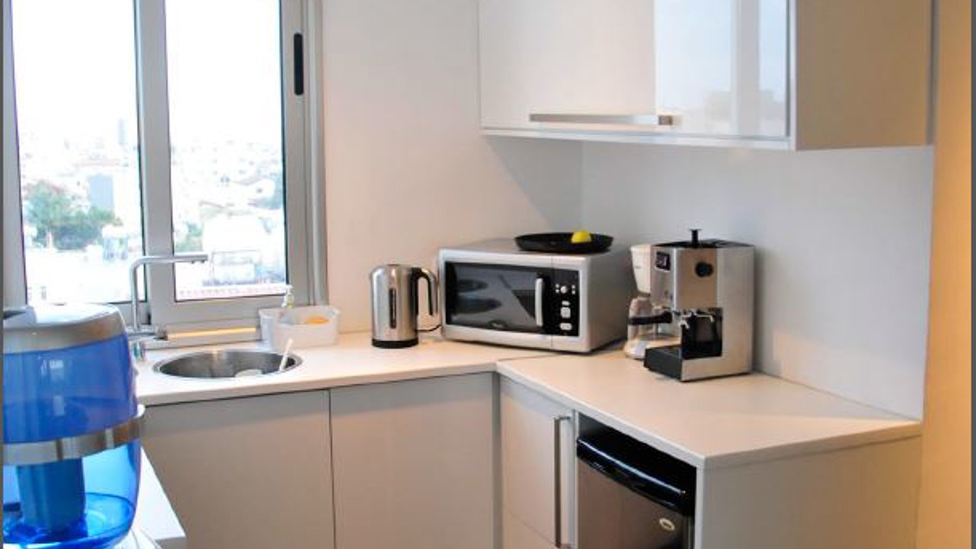 200m2 Office in Agios Nektarios, Limassol, Cyprus No. 26041