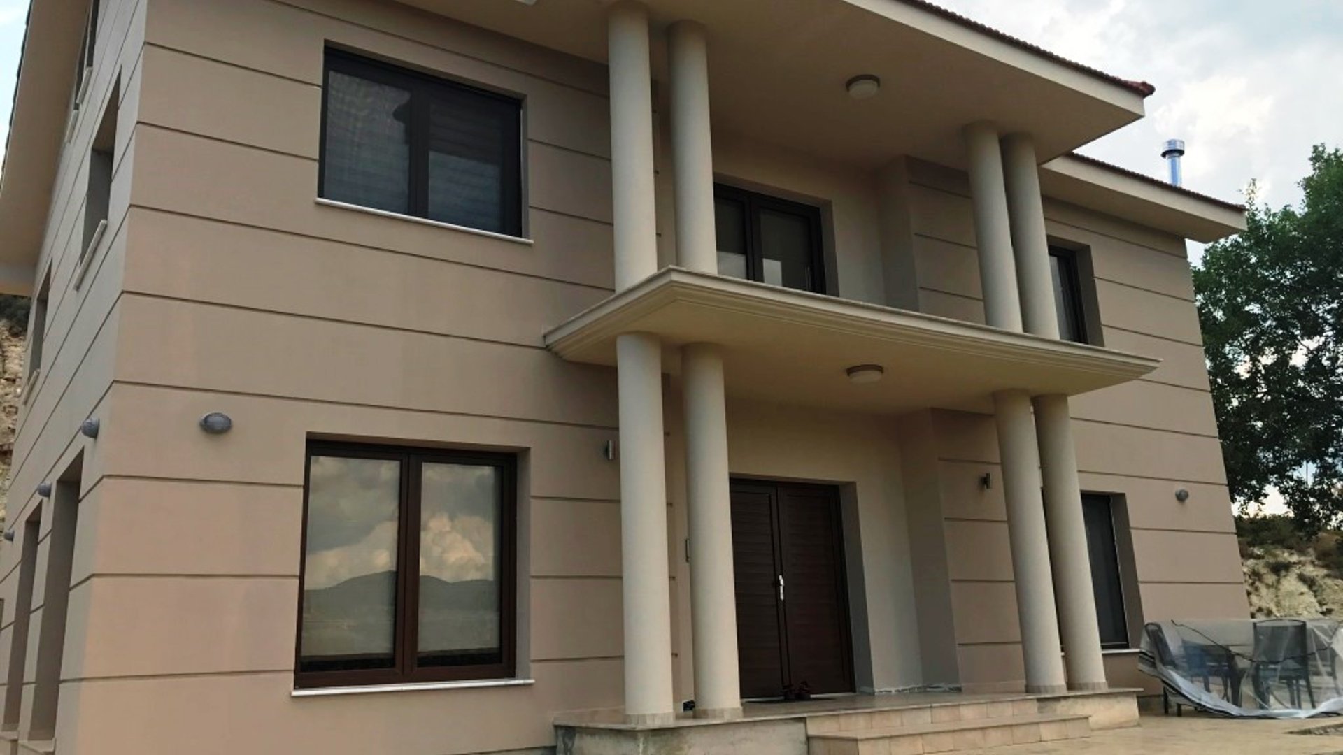 4 bedrooms Villa in Limassol, Cyprus No. 25708
