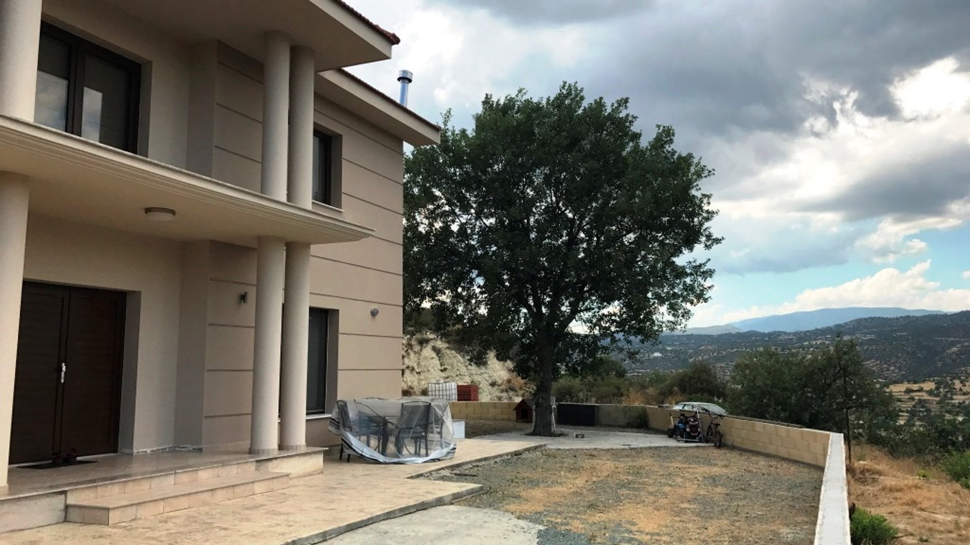 4 bedrooms Villa in Limassol, Cyprus No. 25708