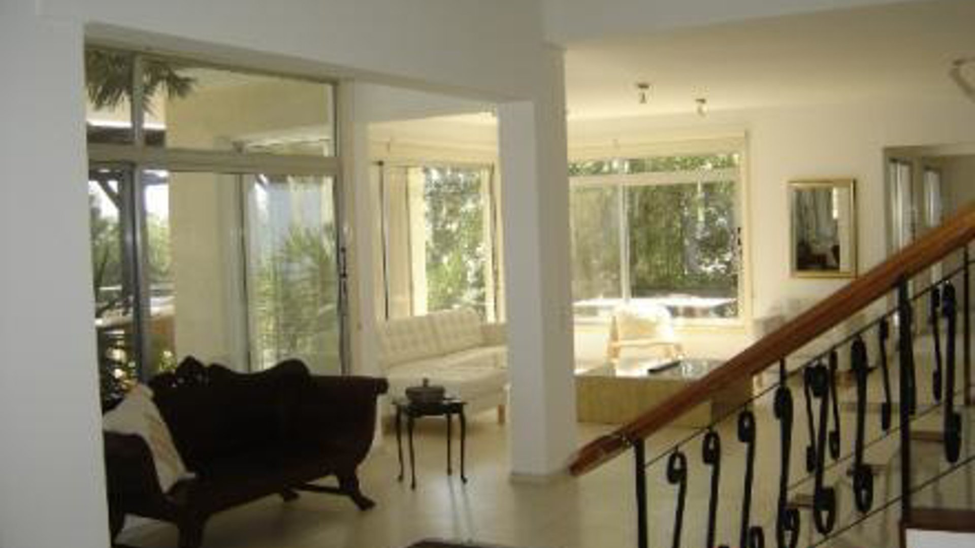 5 bedrooms Villa in Agios Tychonas, Limassol, Cyprus No. 25707