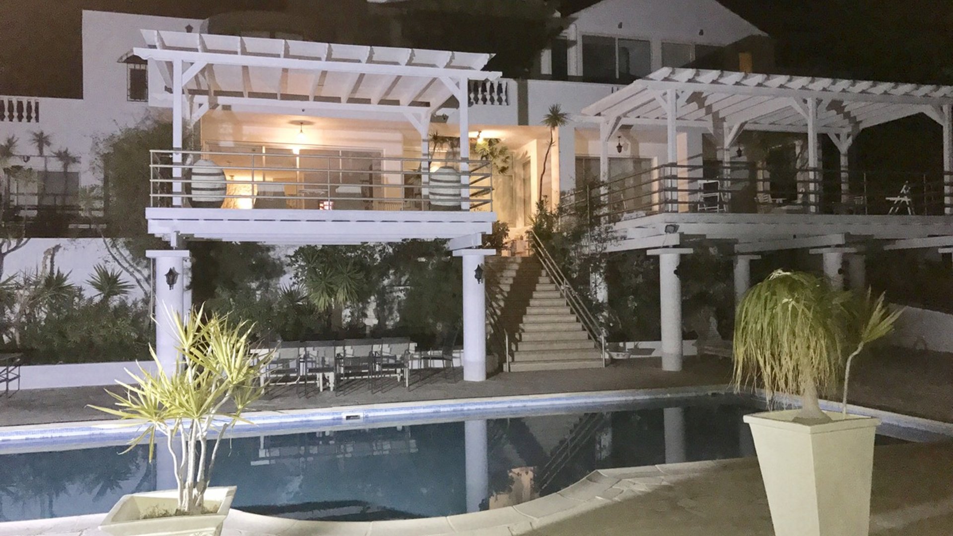 5 bedrooms Villa in Agios Tychonas, Limassol, Cyprus No. 25707