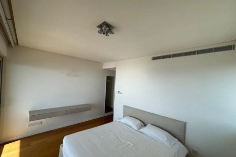 3 bedrooms Apartment in Limassol,  No. 48618 8