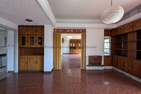 3 bedrooms Apartment in Nicosia, Cyprus No. 37472 24