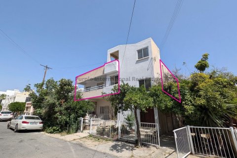 Квартира с 3 спальнями в Никосия, Кипр № 37472 1