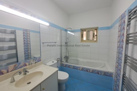 Вилла с 4 спальнями в Лимассол, Лимасол, Кипр № 37477 22