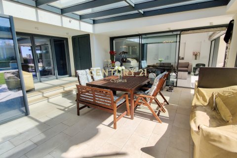 5 dormitorios Villa en Agios Athanasios, Limassol,  No. 55865 6