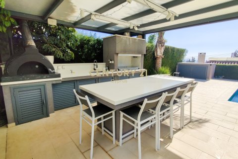 5 dormitorios Villa en Agios Athanasios, Limassol,  No. 55865 7