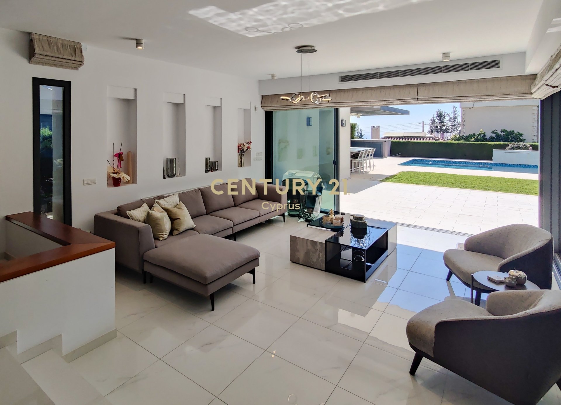 5 dormitorios Villa en Agios Athanasios, Limassol, Chipre No. 55865