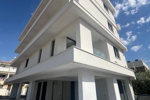 Квартира с 3 спальнями в Ларнака, № 43538