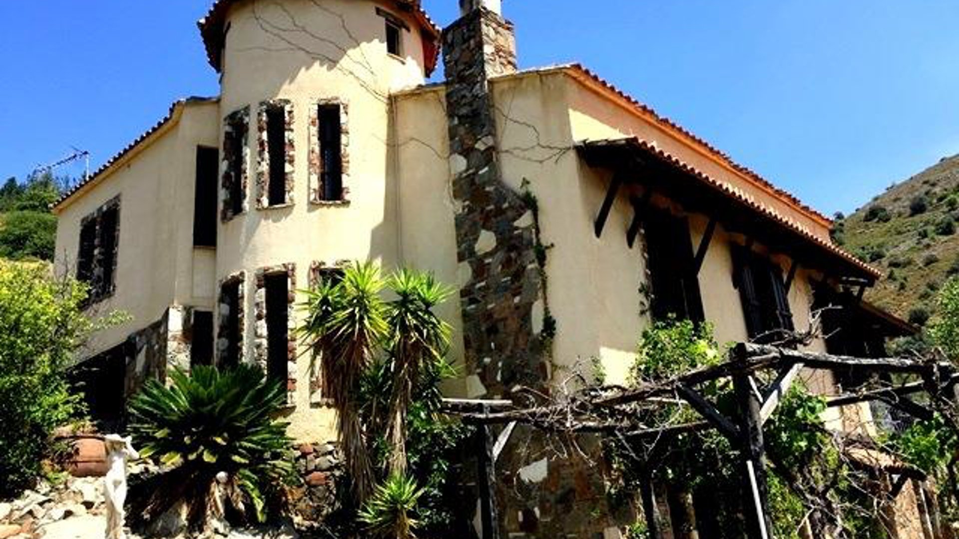 4 dormitorios Villa en Phicardou, Nicosia, Chipre No. 25641