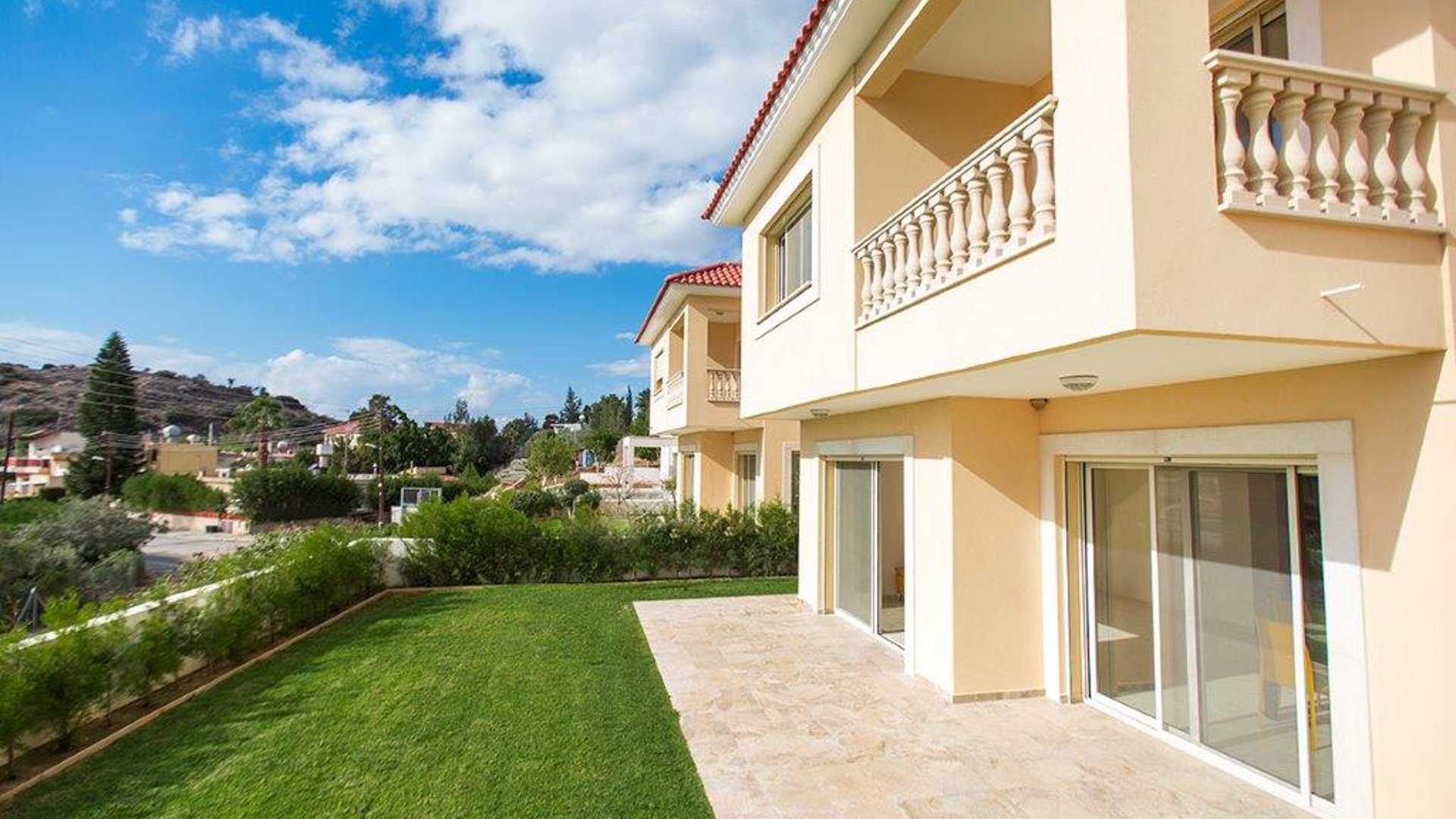 3 bedrooms Villa in Mouttagiaka, Limassol, Cyprus No. 25644
