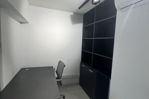 5 pièces Bureau à Larnaca, Larnaka,  No. 50805 15