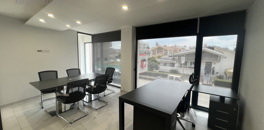 5 pièces Bureau à Larnaca, Larnaka,  No. 50805