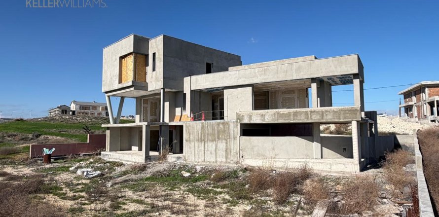 Studio Townhouse in Larnaka,  No. 39752