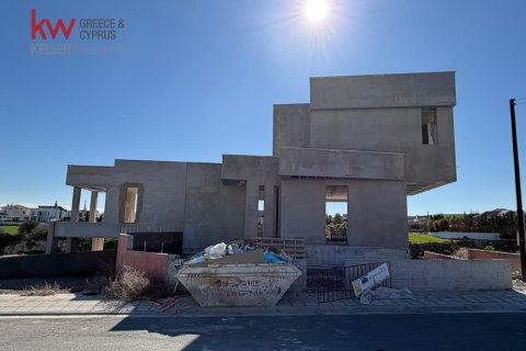 1m2 Townhouse in Larnaka,  No. 39752 4