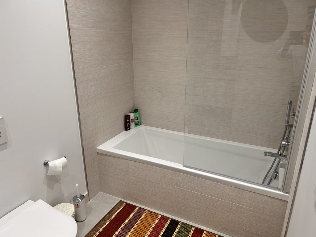 7 chambres Villa à Mouttagiaka, Limassol, Chypre No. 36131