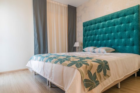 2 bedrooms Apartment in Limassol, No. 40926 11