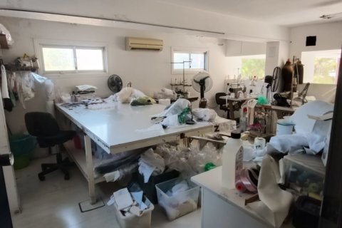 1 room Shop in Larnaca, Larnaka,  No. 39830 4