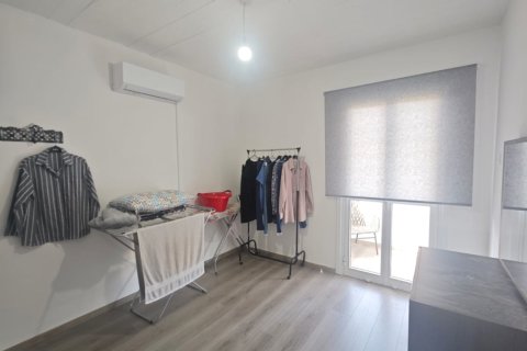 2 bedrooms Apartment in Larnaca, Larnaka, No. 39836 4