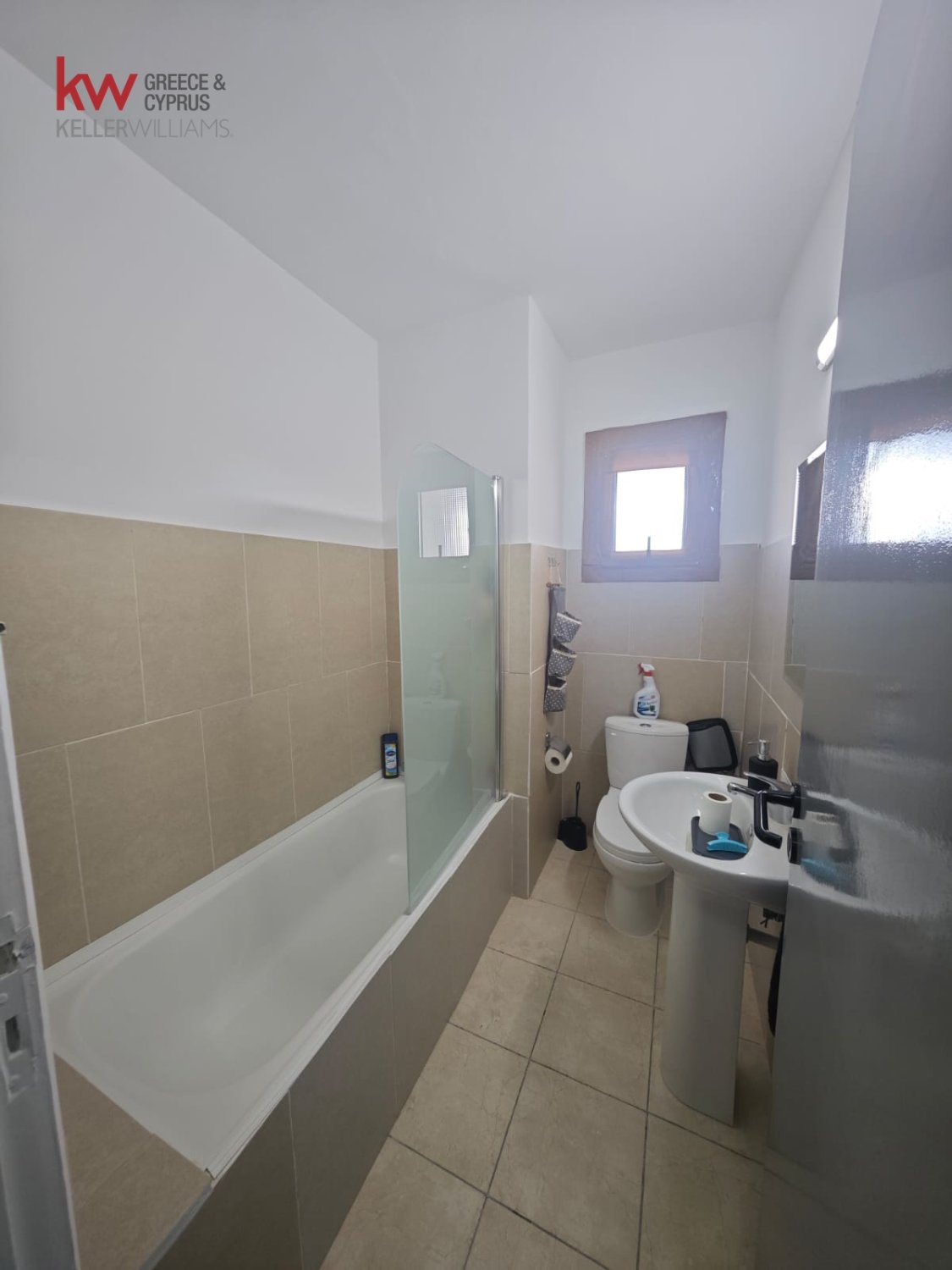 2 bedrooms Apartment in Larnaca, Larnaka, Cyprus No. 39836