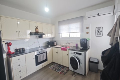 2 bedrooms Apartment in Larnaca, Larnaka, No. 39836 9