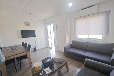 2 bedrooms Apartment in Larnaca, Larnaka, No. 39836 8