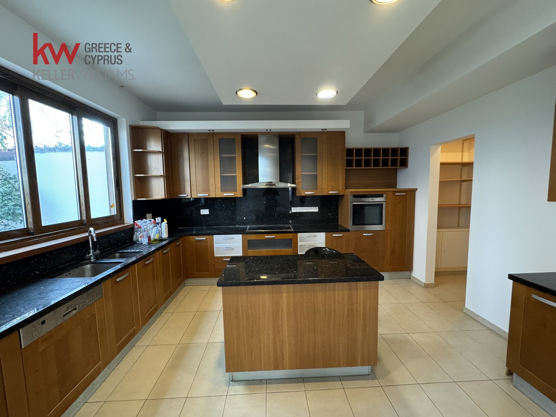 4 dormitorios Adosado en Strovolos, Nicosia, Chipre No. 39835