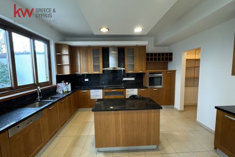 4 bedrooms Townhouse in Strovolos, Nicosia,  No. 39835 4