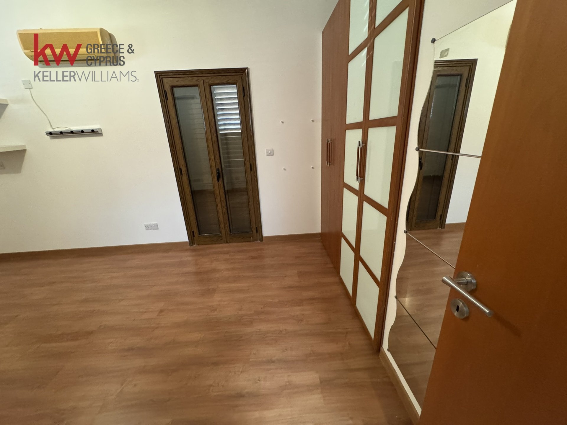 4 dormitorios Adosado en Strovolos, Nicosia, Chipre No. 39835
