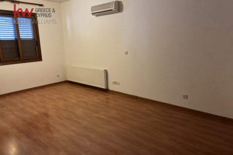 4 bedrooms Townhouse in Strovolos, Nicosia,  No. 39835 19