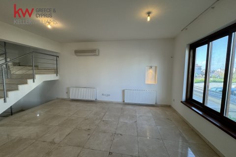 4 bedrooms Townhouse in Strovolos, Nicosia,  No. 39835 8