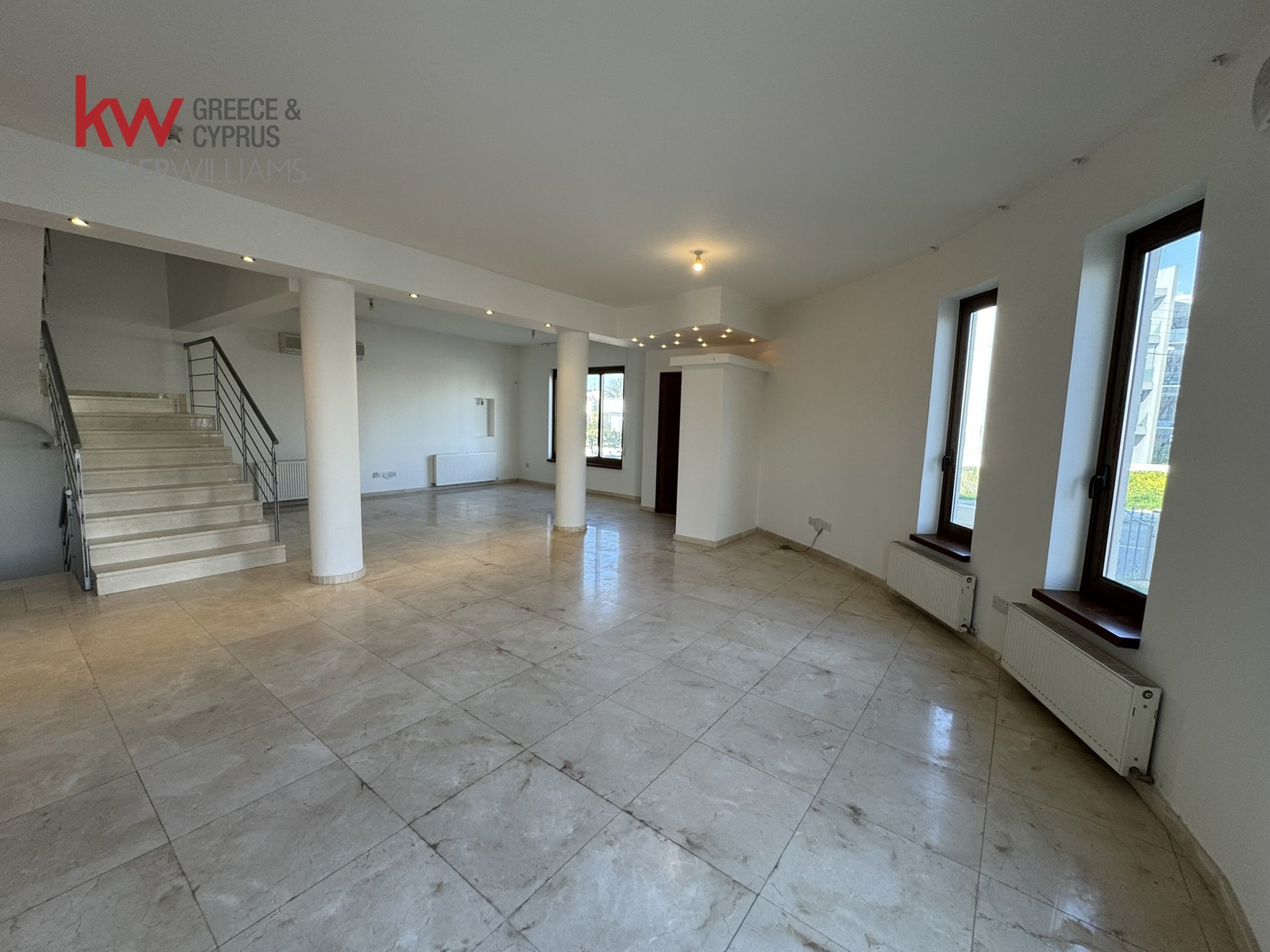 4 dormitorios Adosado en Strovolos, Nicosia, Chipre No. 39835