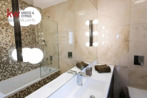 4 bedrooms Townhouse in Larnaka,  No. 39834 7