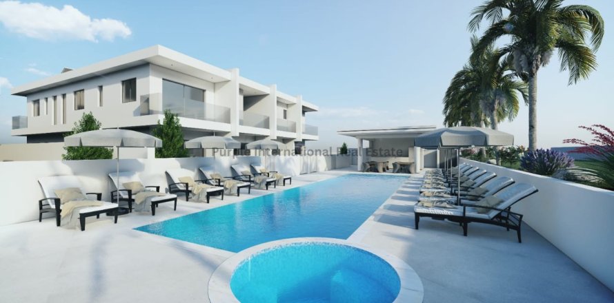 3 chambres Maison de Ville à Paralimni, Ammochostos,  No. 53163