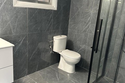 3 bedrooms Apartment in Larnaca, Larnaka,  No. 39910 15