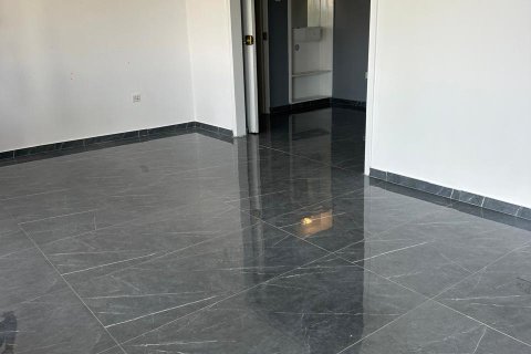 3 bedrooms Apartment in Larnaca, Larnaka,  No. 39910 7