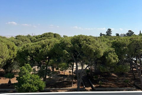 3 bedrooms Apartment in Larnaca, Larnaka,  No. 39910 4