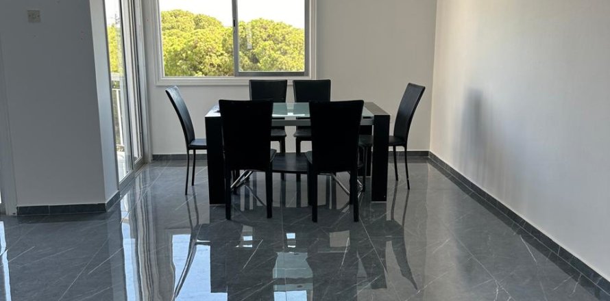 3 bedrooms Apartment in Larnaca, Larnaka,  No. 39910