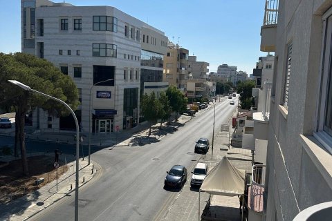 3 bedrooms Apartment in Larnaca, Larnaka,  No. 39910 5