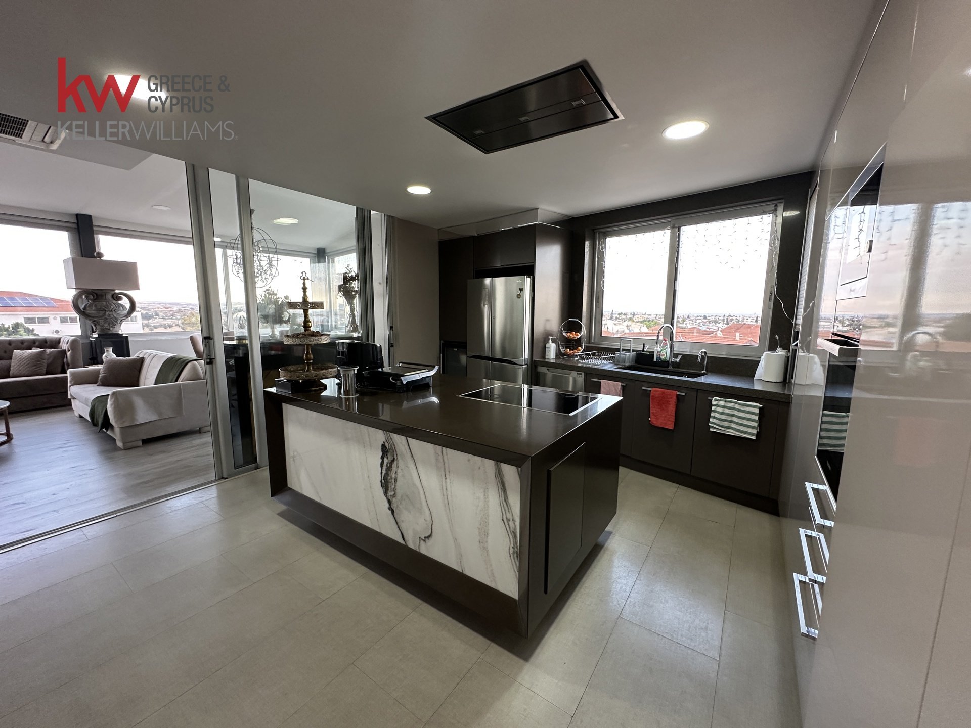 3 chambres Appartement à Larnaka, Chypre No. 39907