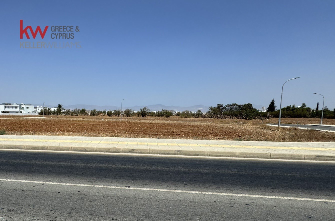 584m2 Terreno en Lakatamia, Nicosia, Chipre No. 39913