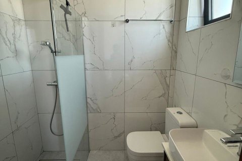 2 bedrooms Apartment in Larnaca, Larnaka,  No. 50005 7