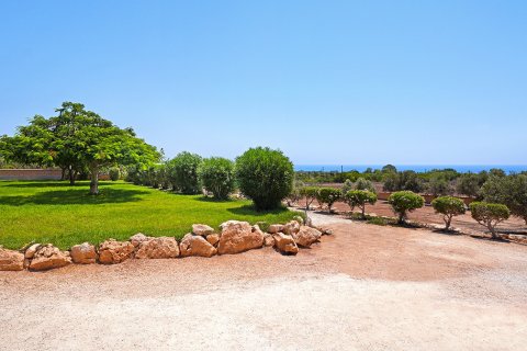 3 bedrooms Villa in Ayia Napa, Ammochostos,  No. 49999 25