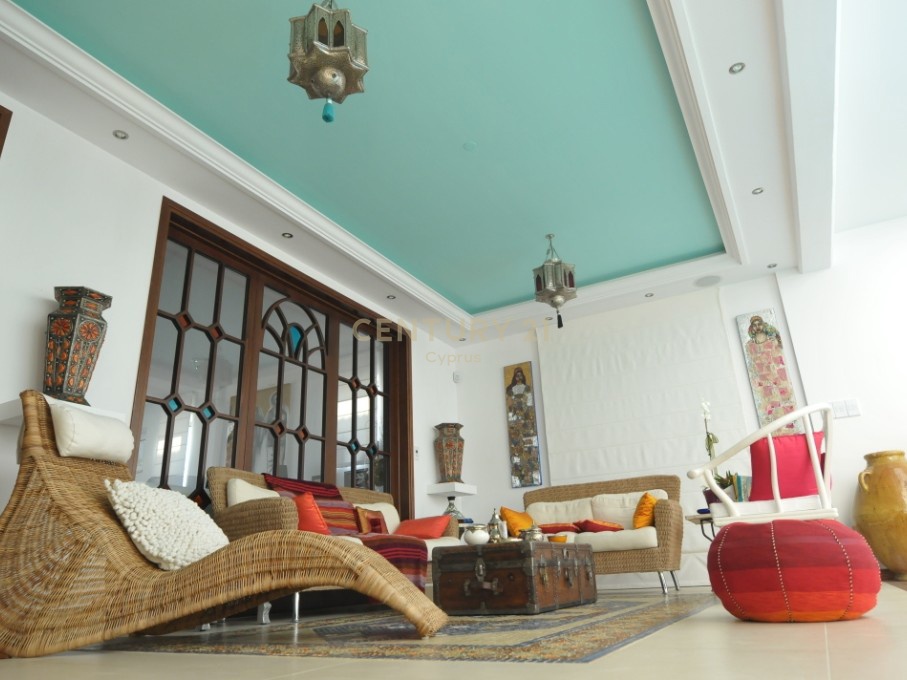 4 bedrooms Villa in Zygi, Larnaka, Cyprus No. 55857