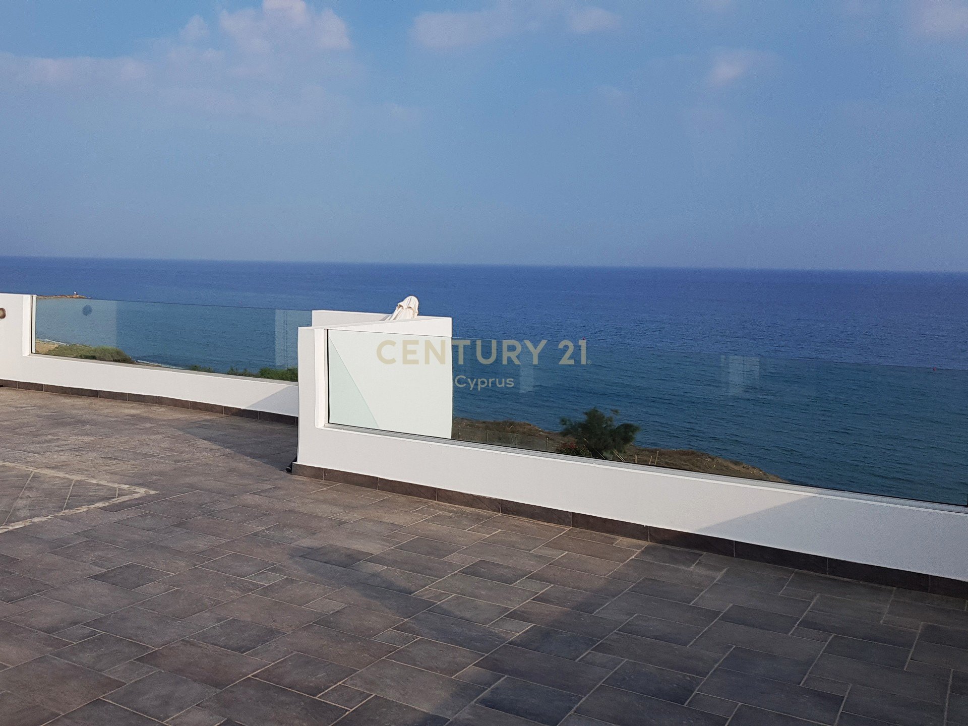 4 bedrooms Villa in Zygi, Larnaka, Cyprus No. 55857