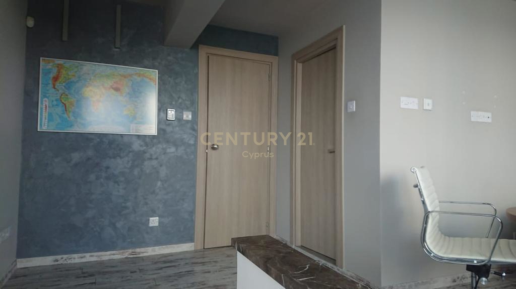 150m2 Office in Limassol, Cyprus No. 56017