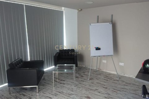 150m2 Office in Limassol, No. 56017 3