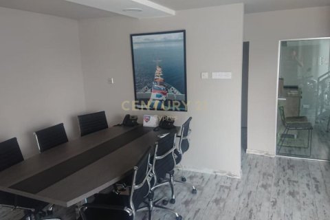 150m2 Office in Limassol,  No. 56017